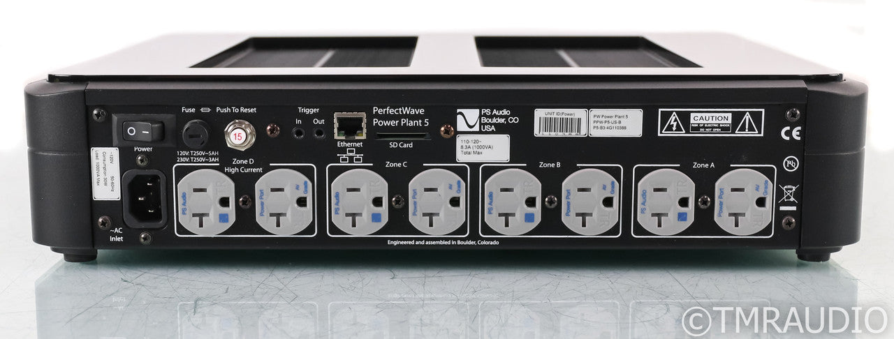 PS Audio PerfectWave Power Plant 5 Power Conditioner