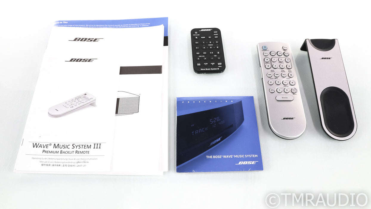 Bose Wave Music System IV Powered Speaker; CD Player; AM/FM; Silver; Remote