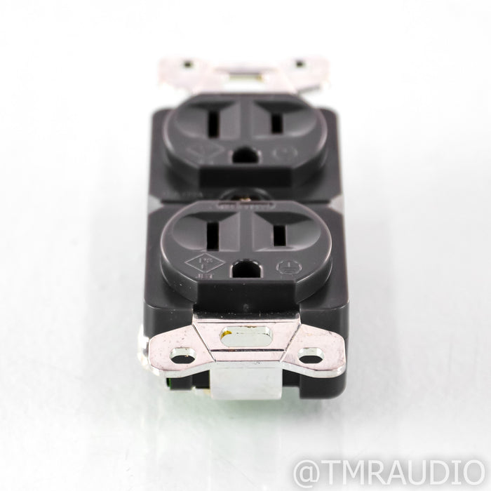 Audioquest NRG Edison 15 Wall Outlet; 15A