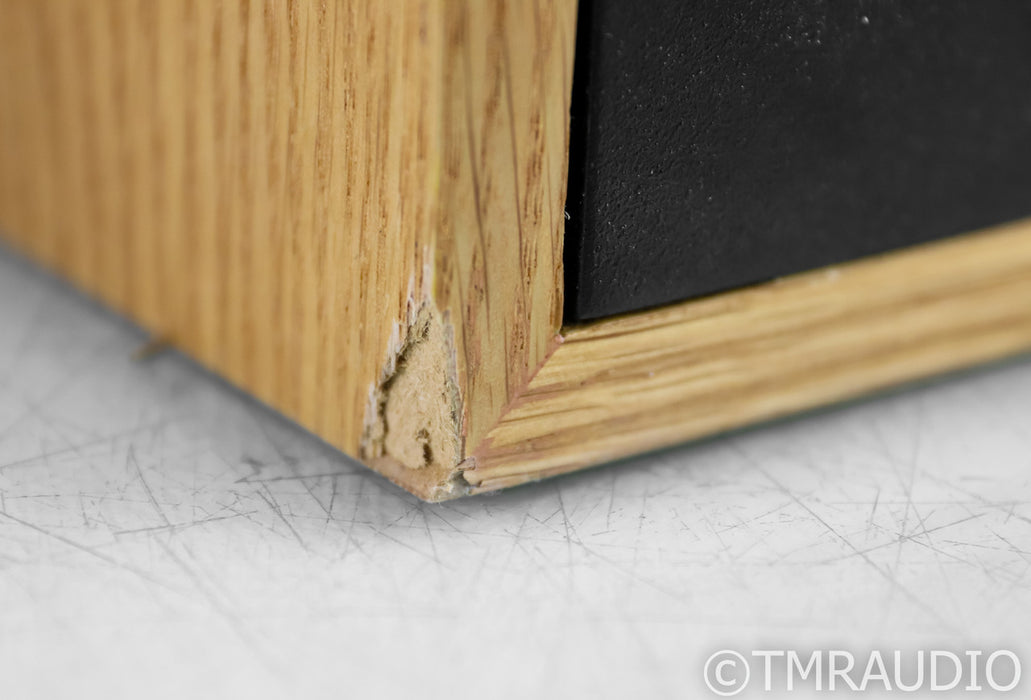 Ryan R610 Bookshelf Speakers