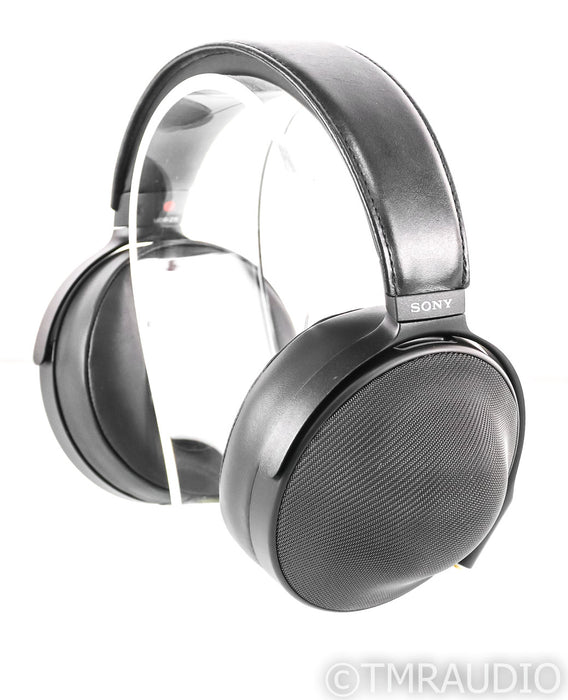 Sony MDR-Z1R Closed Back Headphones