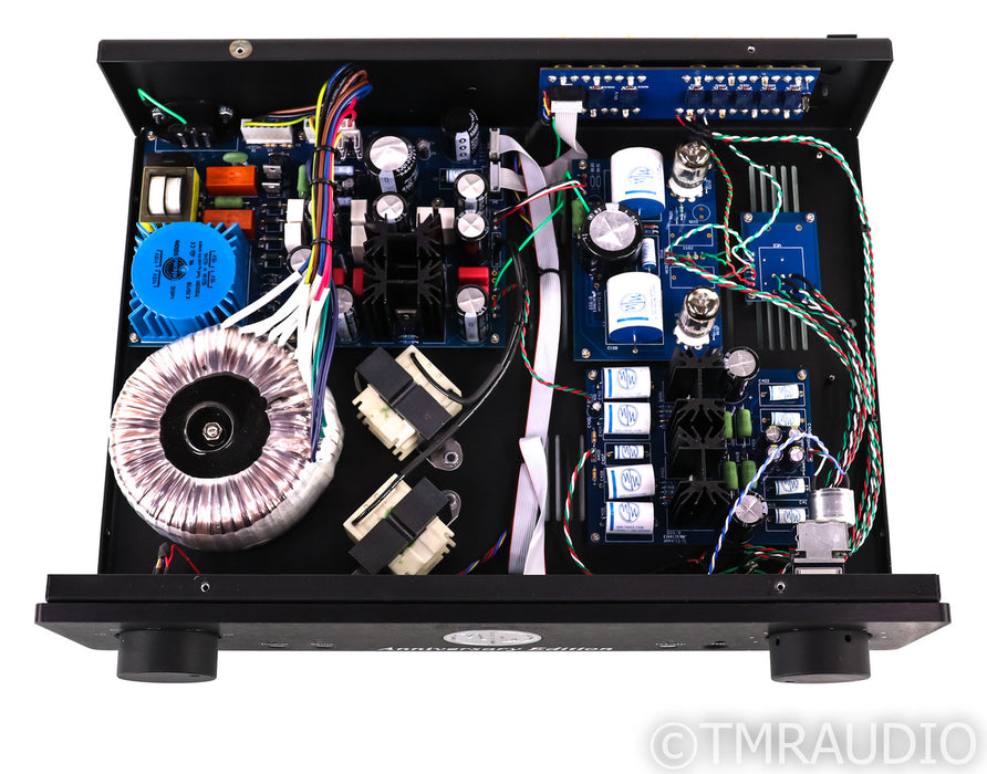 ModWright SWL 9.0 Anniversary Edition Stereo Preamplifier