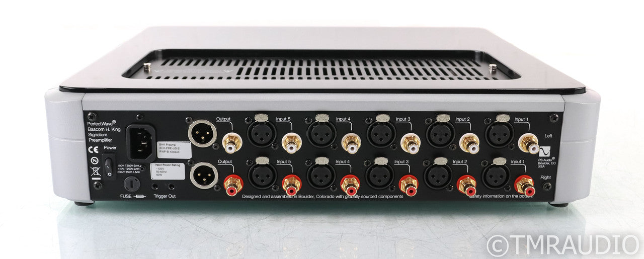 PS Audio PerfectWave BHK Stereo Tube Hybrid Preamplifier