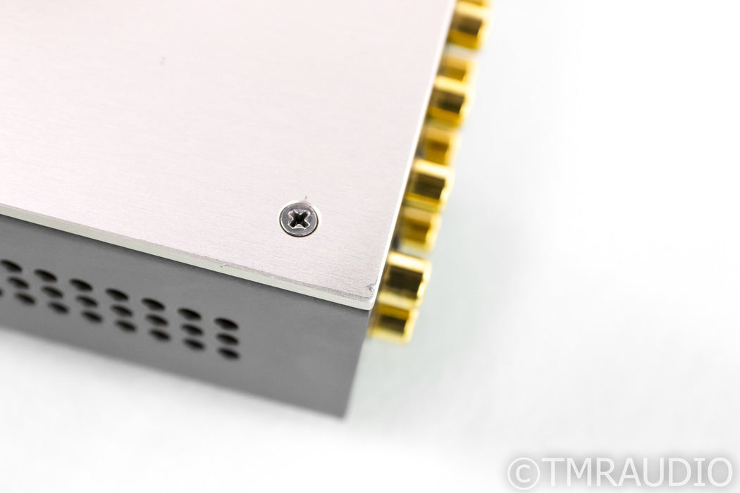 Schiit Saga Stereo Tube Hybrid Preamplifier