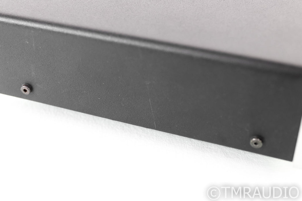 Trigon Vanguard II MM / MC Phono Preamplifier; Volcano II Power Supply
