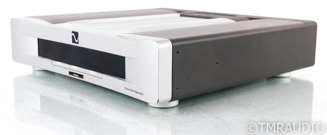 PS Audio Power Plant Premier AC Power Line Conditioner; Remote; Silver
