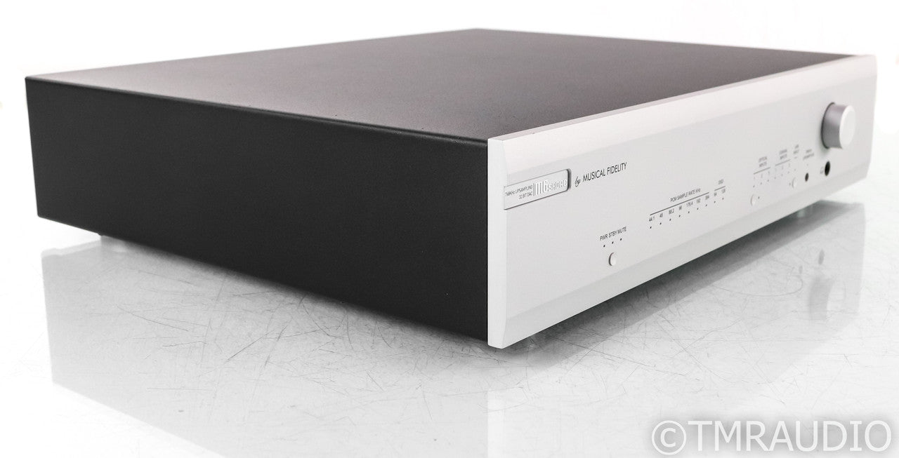 Musical Fidelity M6sR DAC; D/A Converter; Silver; Remote (Open Box)
