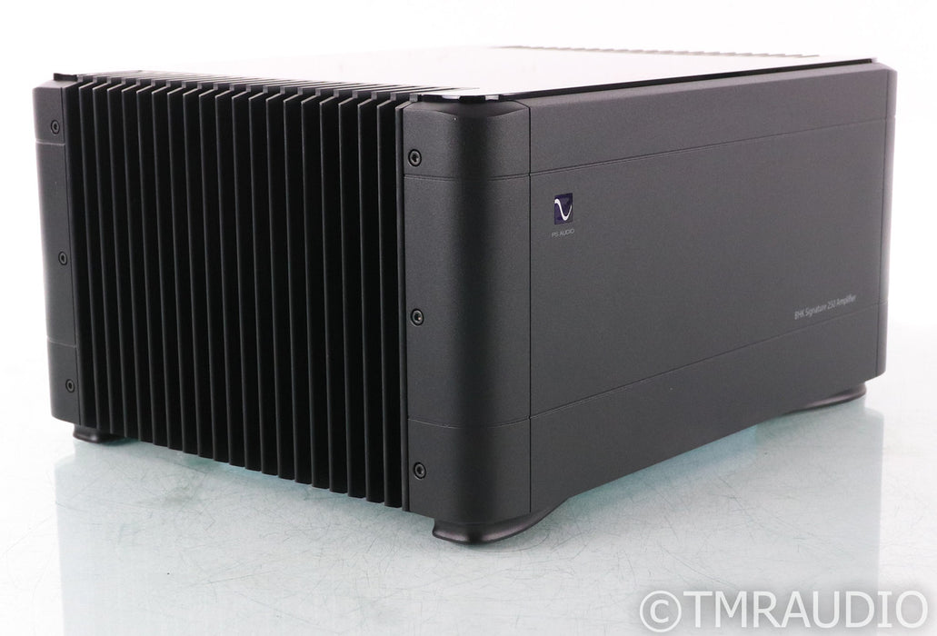 PS Audio BHK Signature 250 Stereo Tube Hybrid Amplifier; Black (Used); Black (Used)