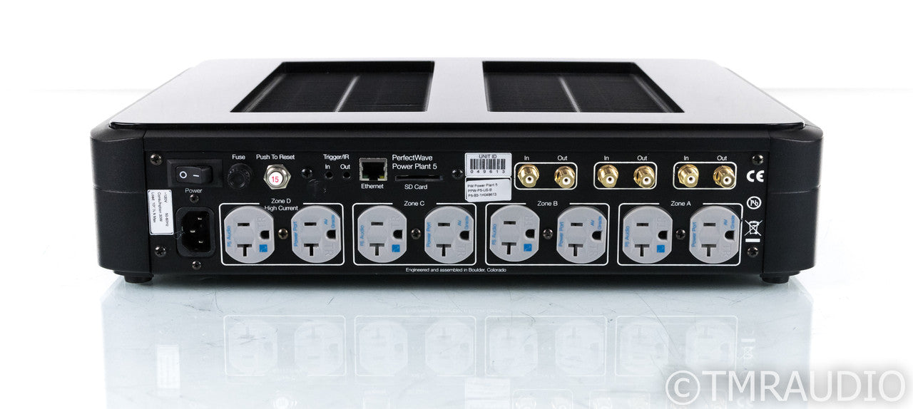 PS Audio Power Plant 5 AC Power Line Conditioner; P5; Regenerator; Black