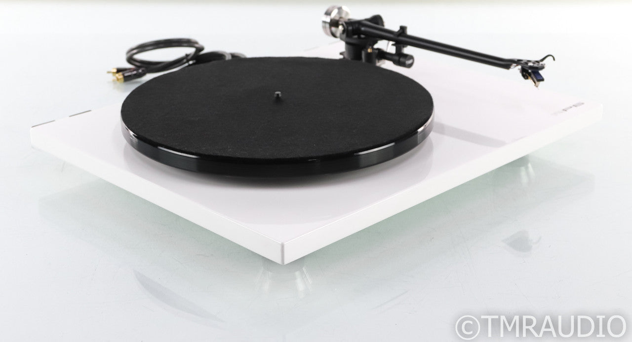 Rega RP6 Belt Drive Turntable; RP-6; Sumiko Blue Point Special EVO III Cartridge