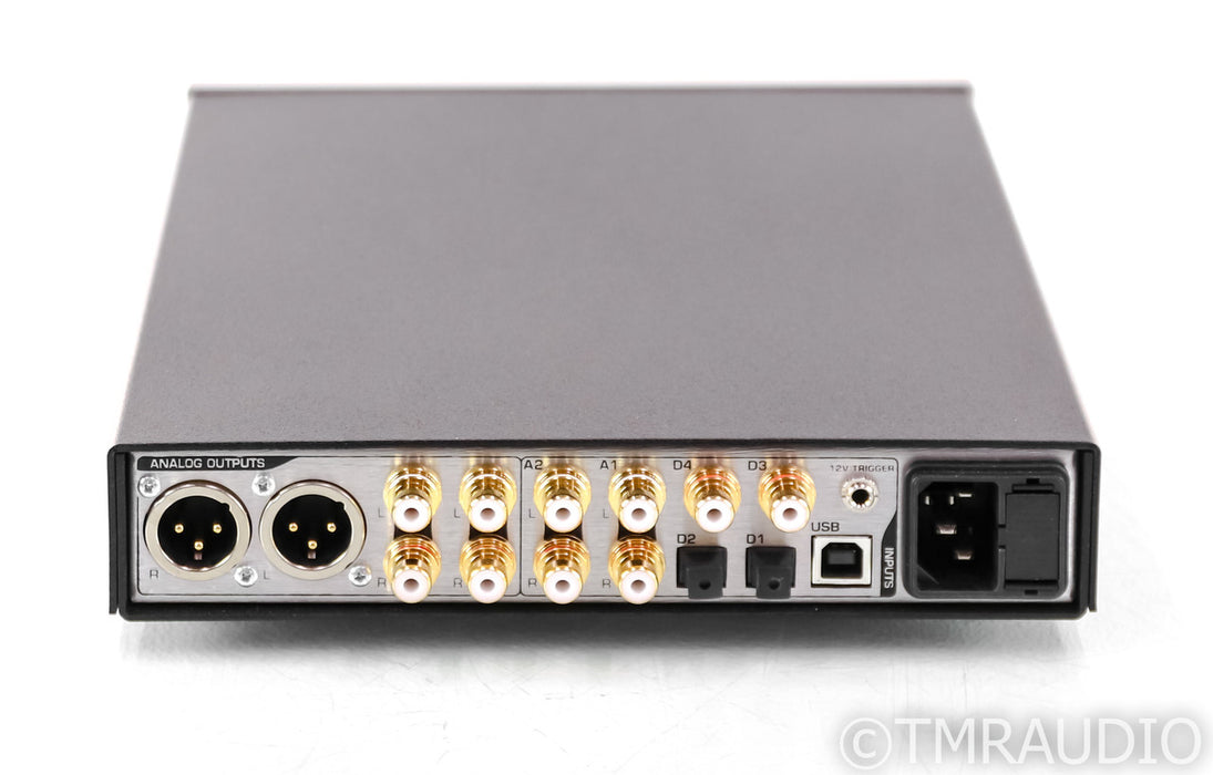 Benchmark DAC3 HGC DAC / Headphone Amplifier; DAC-3; Silver; Remote