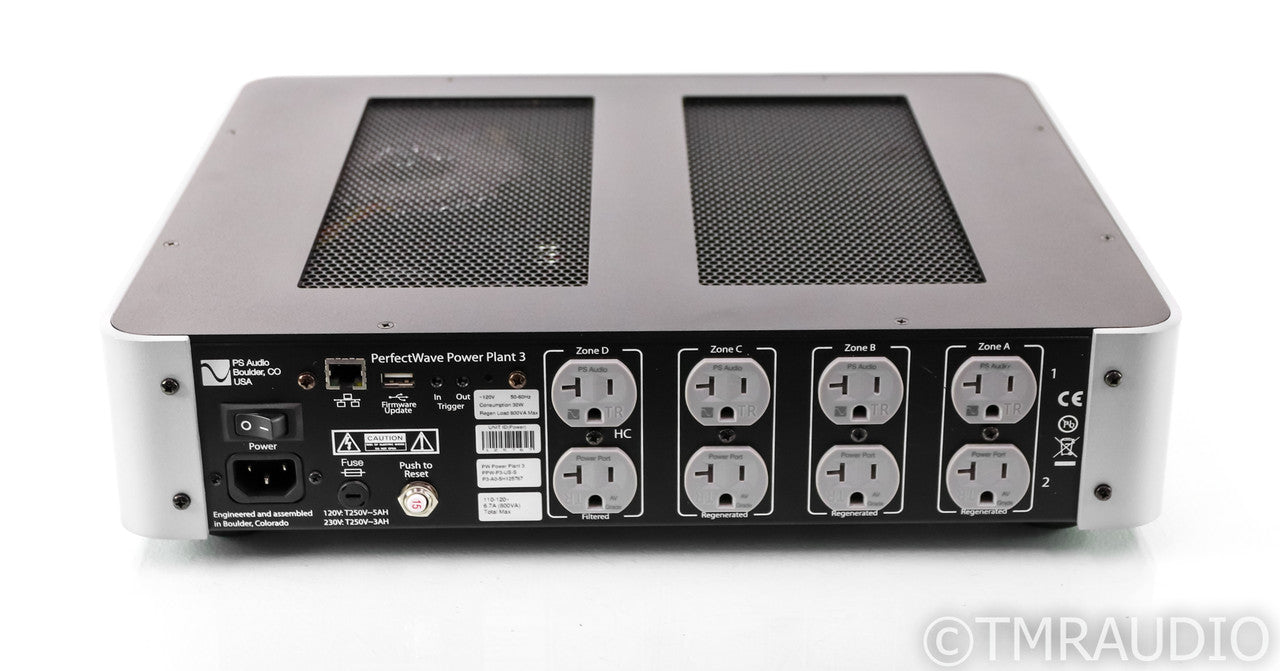 PS Audio PerfectWave Power Plant 3 Power Conditioner; AC Line Regenerator; P3