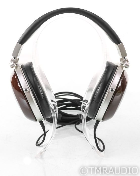 Denon AH-D7000 Closed Back Headphones; AHD7000