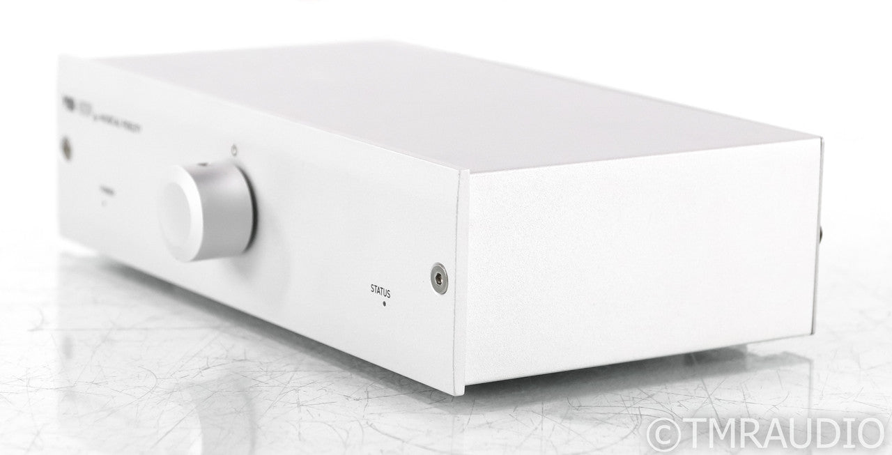 Musical Fidelity V90-AMP Stereo Integrated Amplifier; Silver; V-90