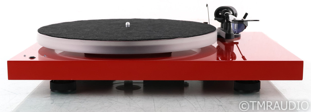Pro-Ject Debut Carbon Esprit SB Turntable; Ortofon 2M Blue MM Cartridge; Red