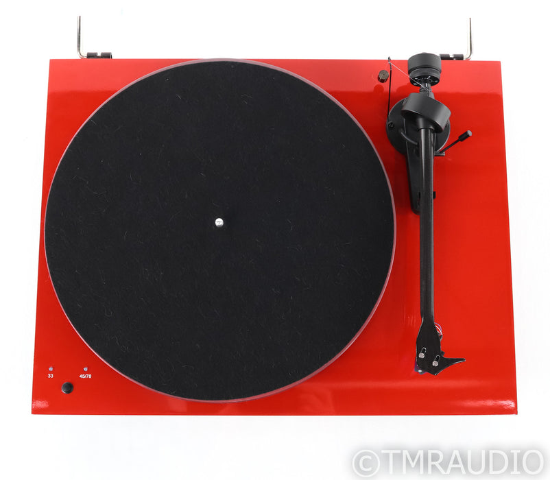 Pro-Ject Debut Carbon Esprit SB Turntable; Ortofon 2M Blue MM Cartridge; Red