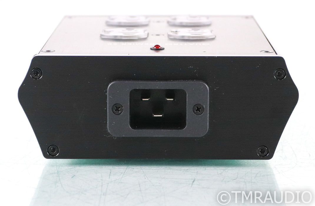 Pangea Quattro Premier SE AC Power Line Distributor