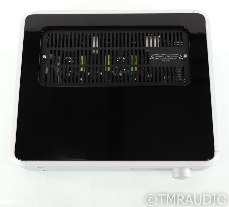 PS Audio BHK Signature Stereo Tube Hybrid Preamplifier; Silver; Remote (Used)