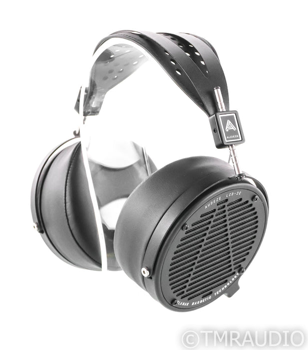 Audeze LCD-2C Planar Magnetic Headphones; Classic; Black; Microphone; Classic; Black; Microphone
