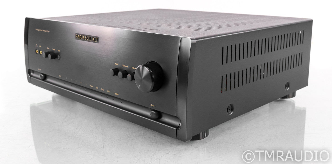 Parasound Halo 2.1 Stereo Integrated Amplifier; MM / MC Phono; Black; Remote; MM / MC Phono; Black; Remote