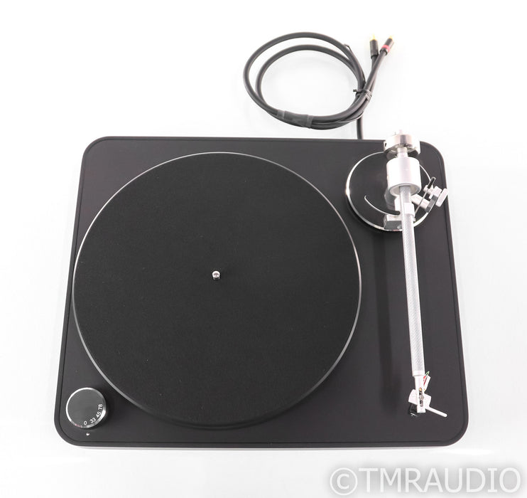 Clearaudio Concept Turntable; Satisfy Carbon Tonearm; Concept MC Cartridge