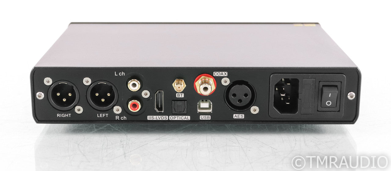 Topping DX7 Pro DSD DAC / Headphone Amplifier; DX-7: D/A Converter; Black; Remote; DX-7: D/A Converter; Black; Remote