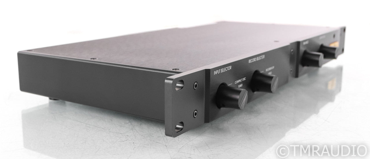 Coda FET 02 Vintage Stereo Preamplifier; Black; 19" Faceplate; Black; 19" Faceplate