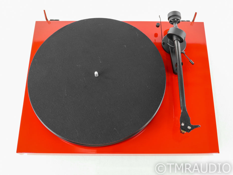 Pro-Ject Debut Carbon Evo DC Turntable; Carbon Tonearm; Hana ML Cartridge; Carbon Tonearm; Hana ML Cartridge