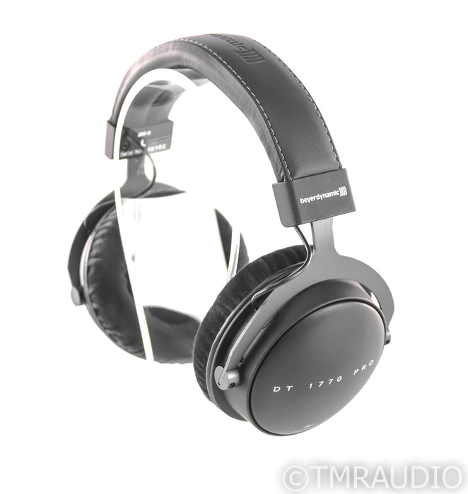 Beyerdynamic DT 1770 Pro Closed Back Headphones; DT1770
