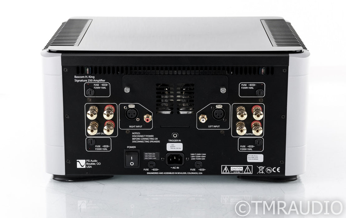 PS Audio BHK Signature 250 Stereo Power Amplifier; Tube Hybrid; Silver (Used)