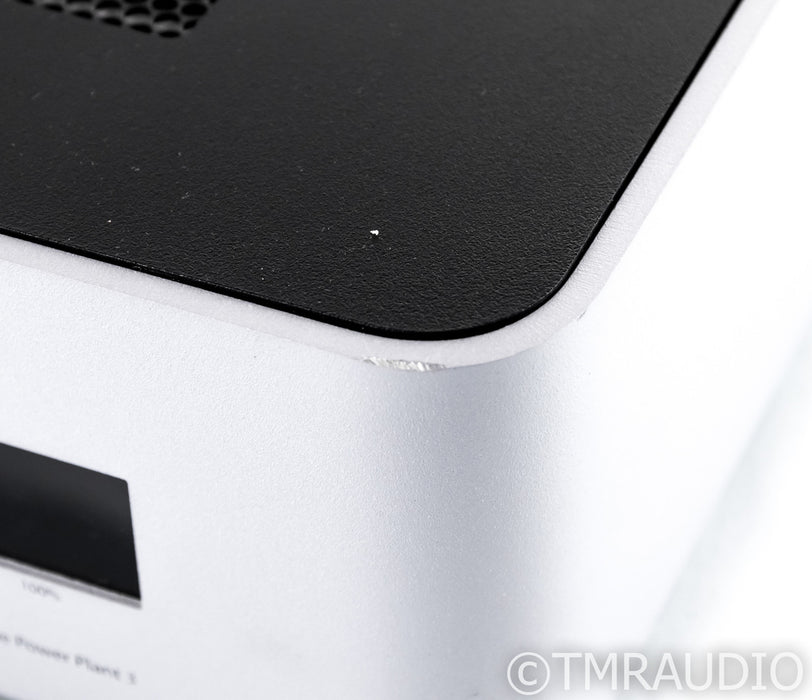 PS Audio PerfectWave Power Plant 3 Power Conditioner; P3; AC Power Regenerator