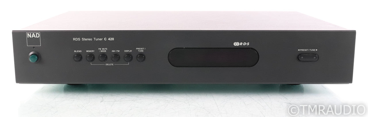 NAD C420 AM / FM Tuner