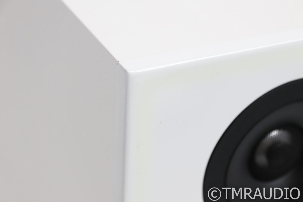 Canton Chrono 70 Floorstanding Speakers; White Pair