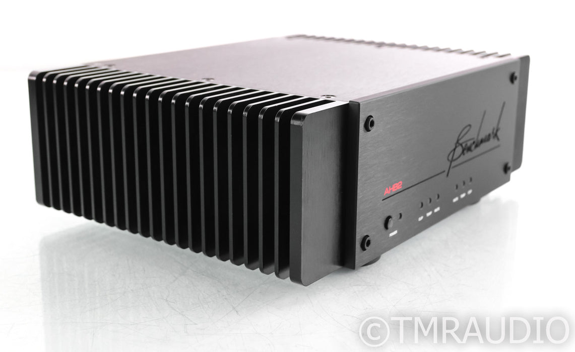 Benchmark AHB2 Stereo Power Amplifier; Black