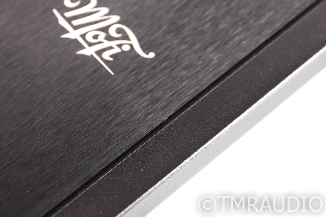 MoFi StudioDeck+M Belt Drive Turntable; MoFi MasterTracker MM Cartridge