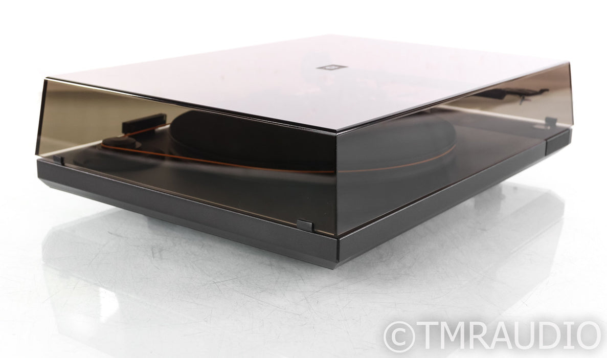 MoFi StudioDeck+M Belt Drive Turntable; MoFi MasterTracker MM Cartridge