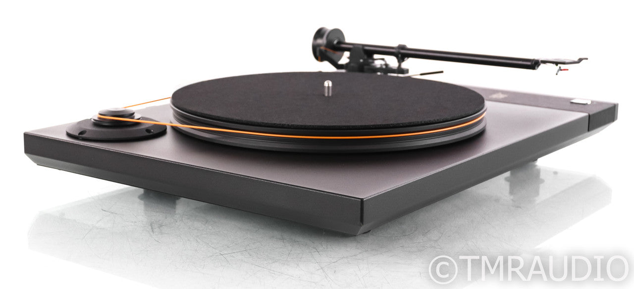 MoFi StudioDeck+M Belt Drive Turntable; MoFi MasterTracker MM Cartridge
