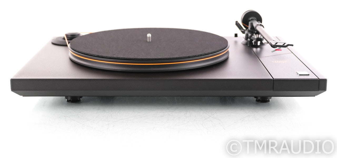 MoFi StudioDeck+M Belt Drive Turntable; MoFi MasterTracker MM Cartridge