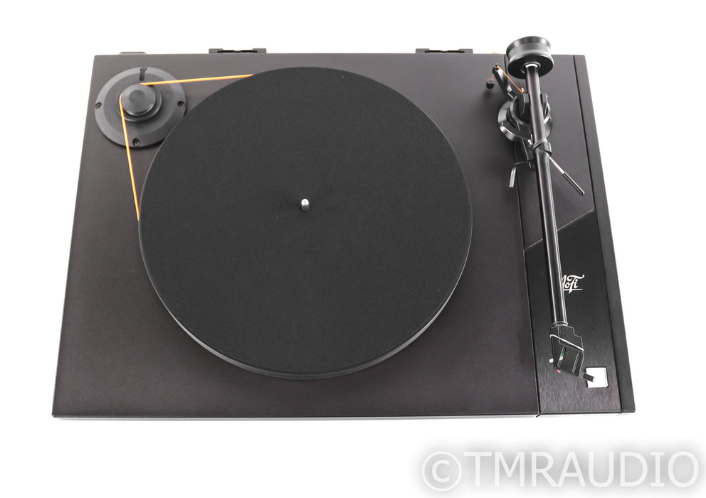 MoFi StudioDeck+M Belt Drive Turntable; MoFi MasterTracker MM Cartridge