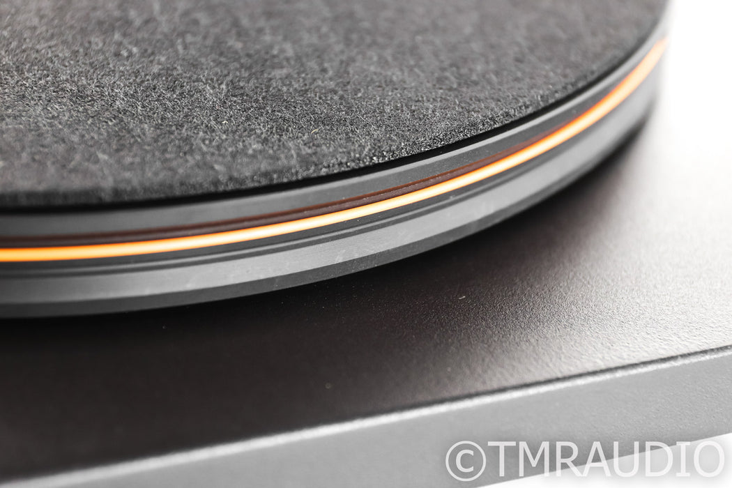 MoFi StudioDeck+M Belt Drive Turntable; MoFi MasterTracker MM Cartridge