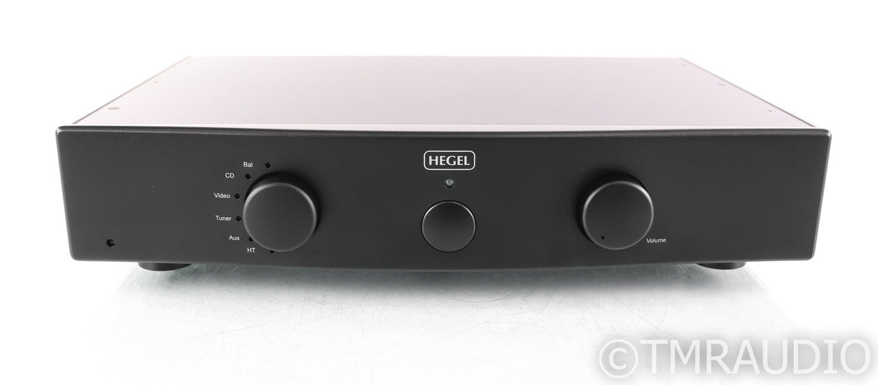 Hegel P20 Stereo Preamplifier; Remote; Black; P-20