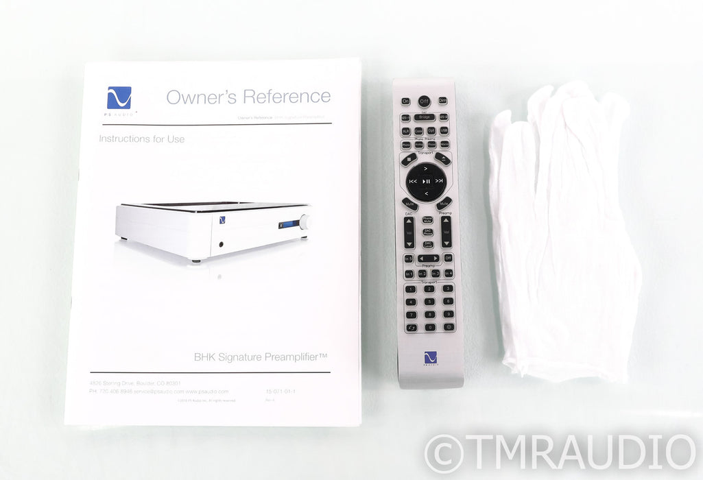 PS Audio BHK Signature Tube Hybrid Stereo Preamplifier; Silver, Remote (Used)
