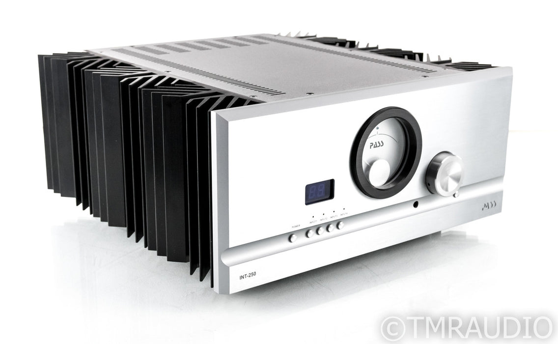 Pass Labs INT-250 Stereo Integrated Amplifier; INT250 - Excellent