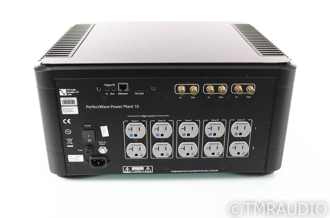 PS Audio P10 PerfectWave Power Plant 10 AC Regenerator; Black