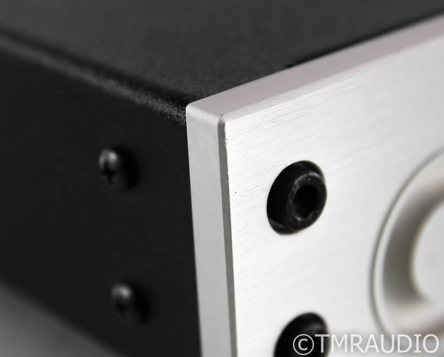 Benchmark DAC-1 S/PDIF DAC; D/A Converter; Silver
