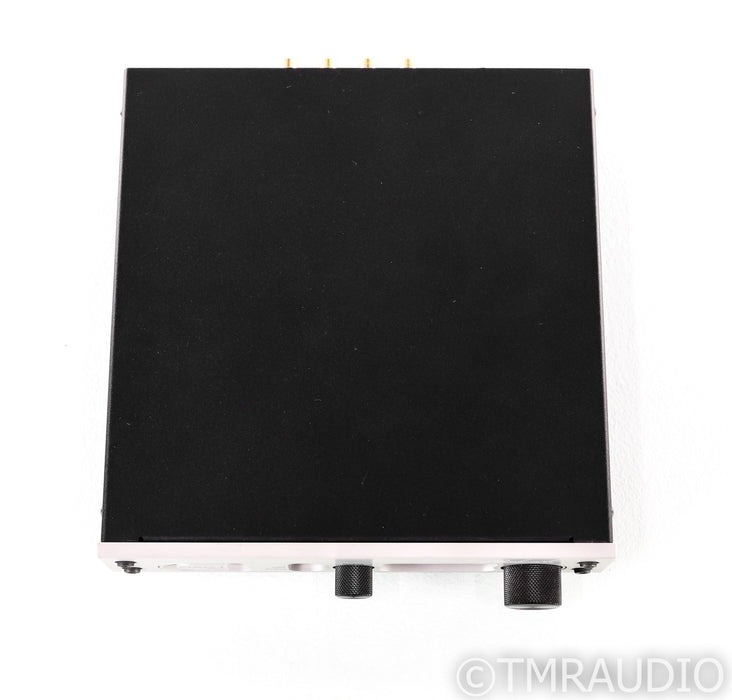 Benchmark DAC1 PRE DAC / Preamplifier / Headphone Amplifier; DAC1PRE; Silver