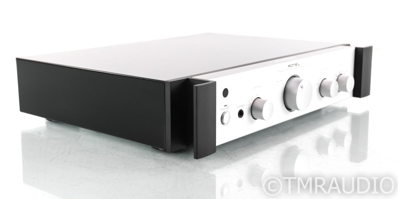 Rotel RC-1070 Stereo Preamplifier; Remote; MM Phono; RC1070; Black & Silver