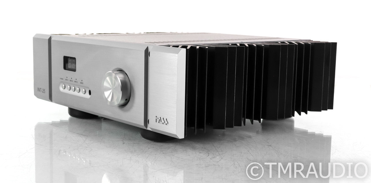 Pass Labs INT-25 Stereo Integrated Amplifier; INT25; Remote