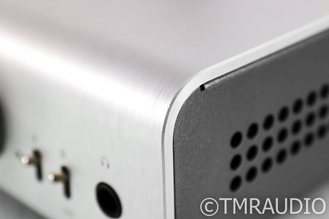 Schiit Lyr 3 Tube Hybrid Headphone Amplifier; Silver; Multibit