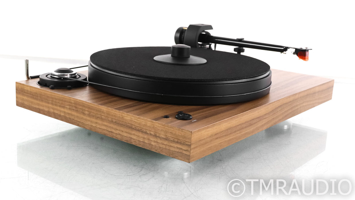 Pro-Ject 2-Xperience SB Belt Drive Turntable; Walnut; Ortofon 2M Bronze